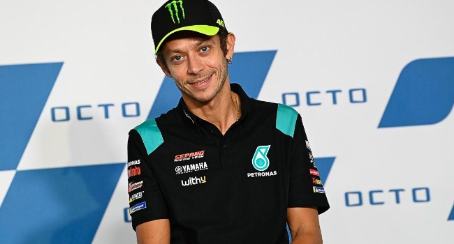 Kemungkinan Rossi Turun ke Moto2 2022 Bareng Yamaha