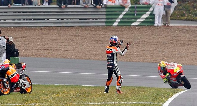 Stoner: Rossi Adalah Pembalap Cerdas, Pintar dan Licik