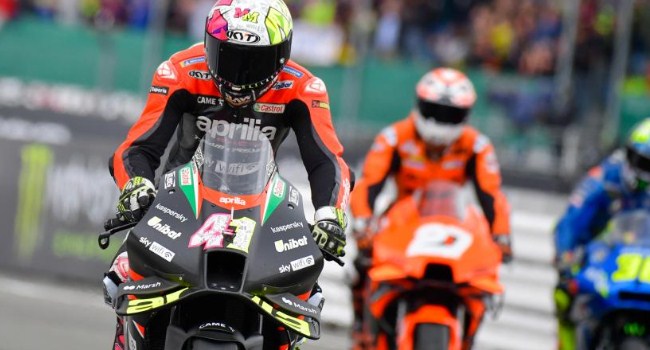 Ini Syarat Jika Aprilia Ingin Menang Balap di MotoGP