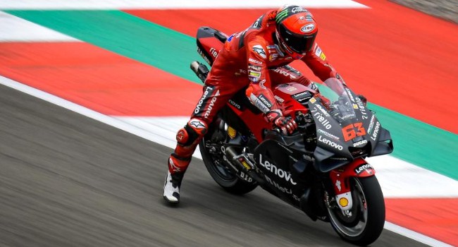 Bagnaia Sengaja Lambat dalam Tes Sembunyikan Kekuatan Ducati?