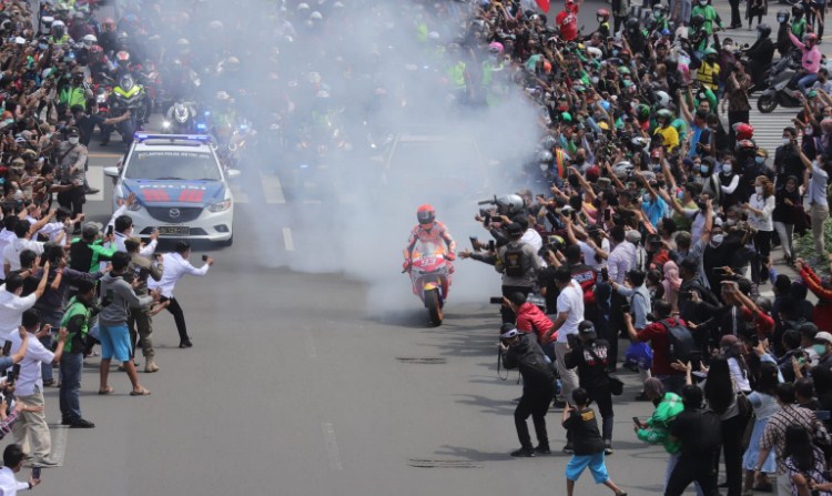 Parade Jakarta: Marquez Nekat Burnout Meski Tahu Dilarang