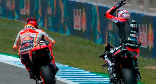 Marquez Serang Aleix Karena Selalu Keluhkan Towing