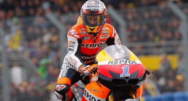 Yakin Bisa Kalahkan Marquez, Stoner: Dia Terancam Oleh Saya