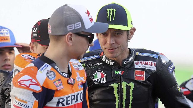 Lorenzo Mengaku Sangat Stres Kalau Bertarung Lawan Rossi atau Marquez