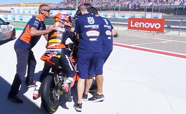 Moto3 Aragon: Pelaku 'Begal' Adrian Dilarikan ke Rumah Sakit, Diduga Babak Belur Dihajar