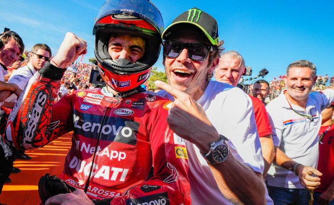 Ungkit Sepang Clash, Rossi Serang Balik Marquez di Valencia