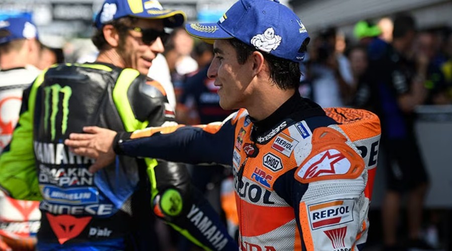 Rossi Tak Menyangka Marquez Bisa Tembus MotoGP Begitu Cepat –