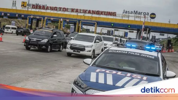 korlantas polri hentikan skema one way di tol trans jawa 5 169