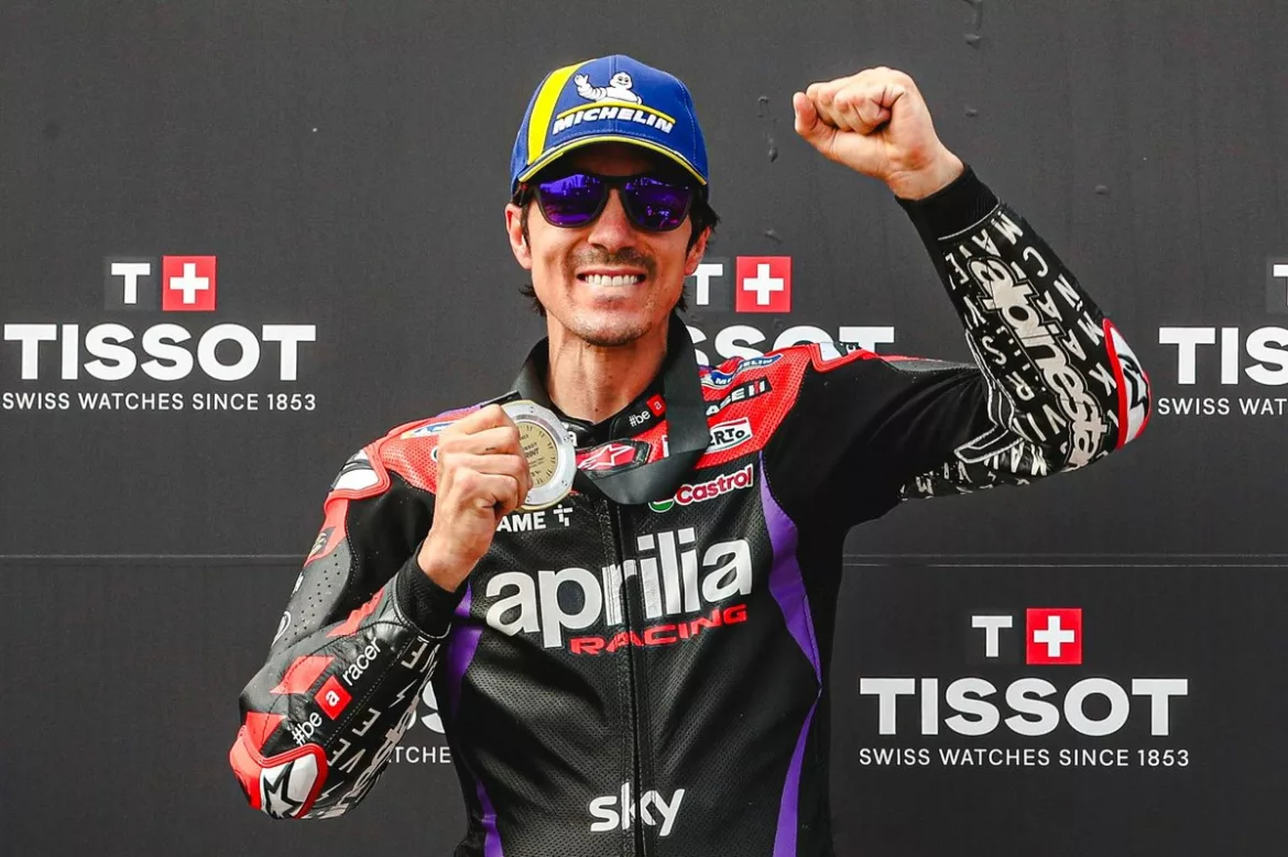 maverick vinales aprilia racin