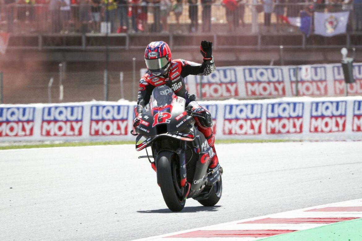 maverick vinales aprilia racin