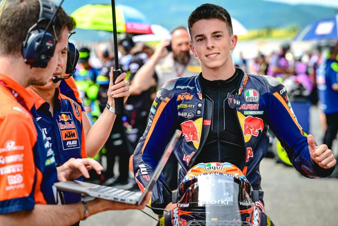 xabi zurutuza red bull ktm ajo